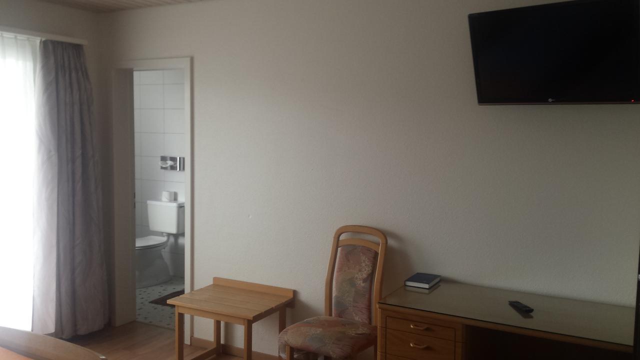 Hotel Restaurant Klosterli Pieterlen Екстериор снимка